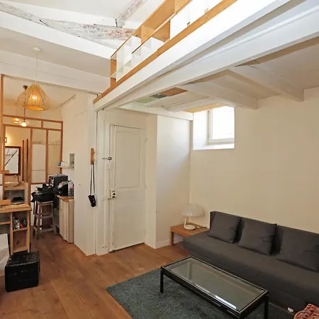 Chaleureux Studio Parisien Daire Paris
